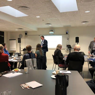 Billede fra et møde i ECSMV's projektsekretariat